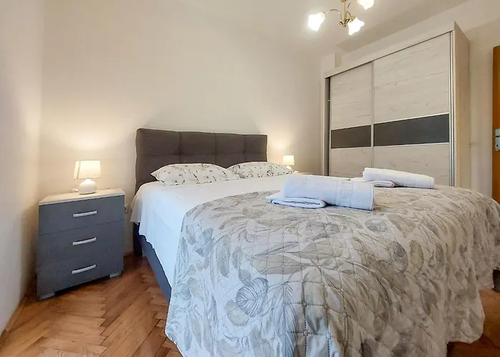 Apartament Vesna By Interhome