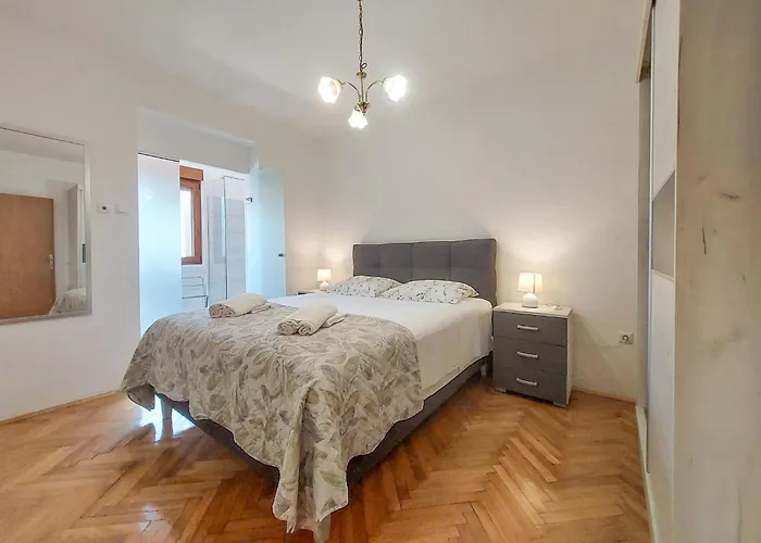 Apartament Vesna By Interhome